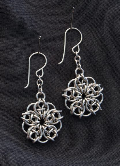 steel & Titanium earrings celtic flowers silver Lukas Craft